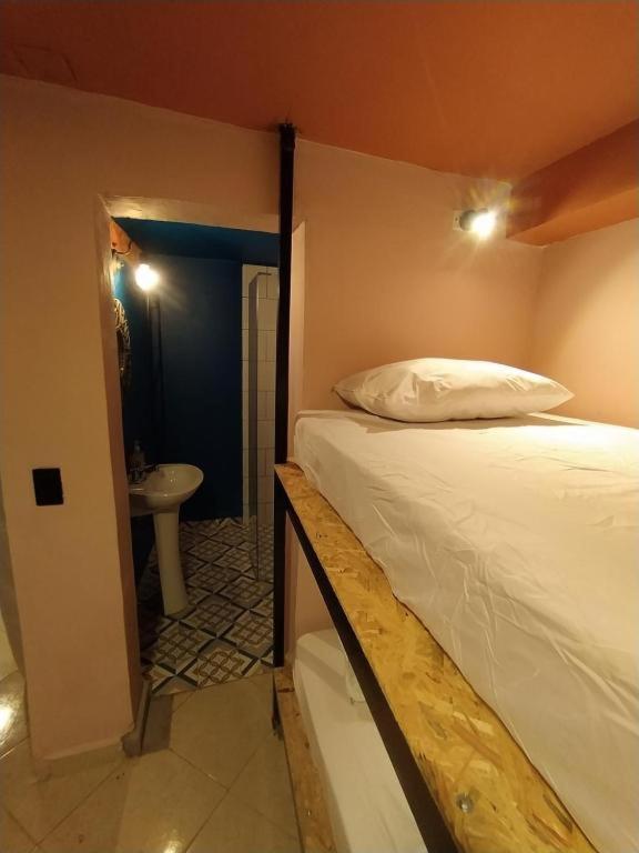 Hostal Casa Primavera Medellín Zewnętrze zdjęcie
