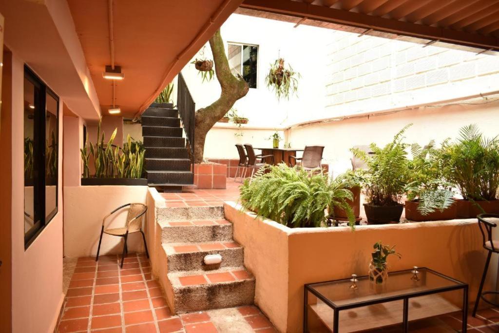 Hostal Casa Primavera Medellín Zewnętrze zdjęcie