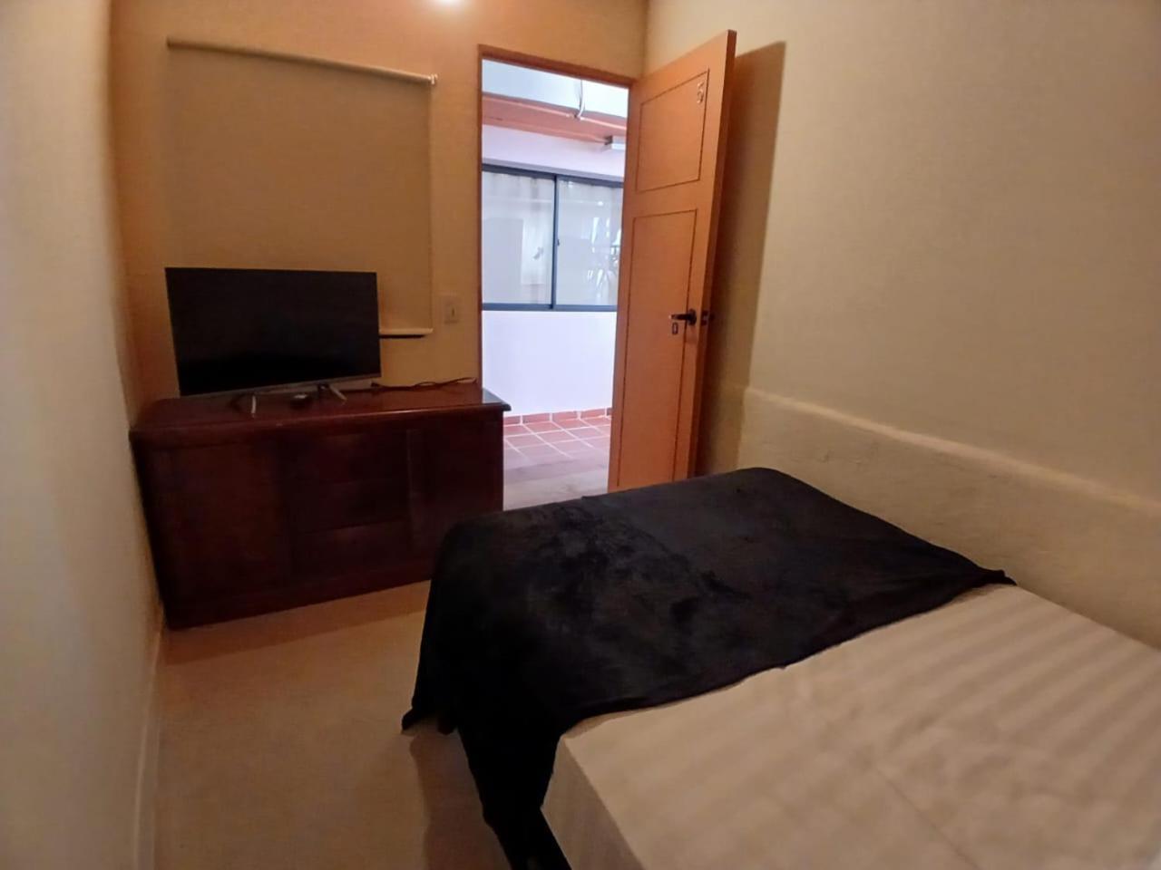 Hostal Casa Primavera Medellín Zewnętrze zdjęcie